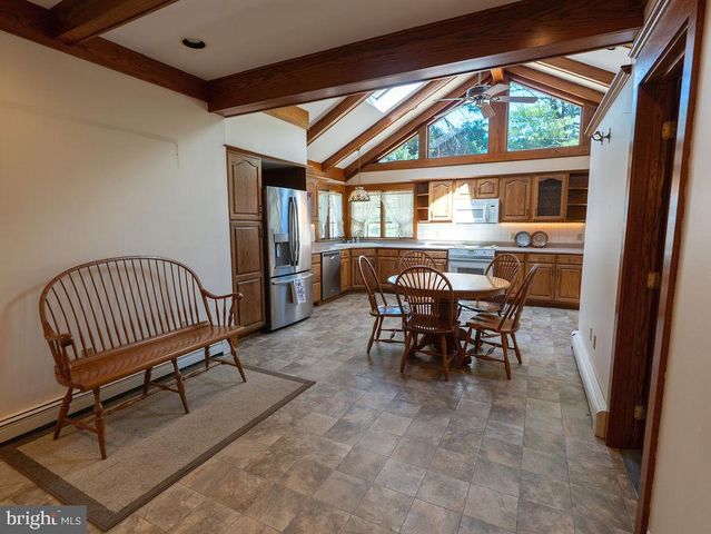 992 STEEP RUN RD, Millville, NJ 08332