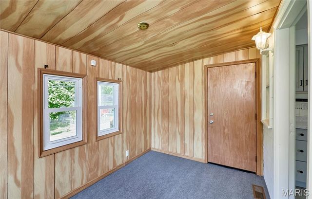 10147 Jepson Drive, St Louis, MO 63137