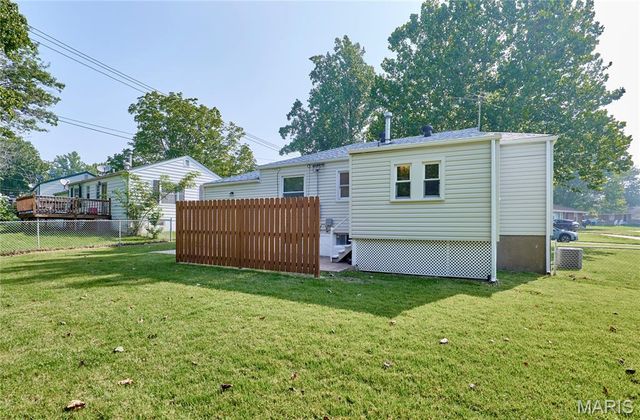 10147 Jepson Drive, St Louis, MO 63137