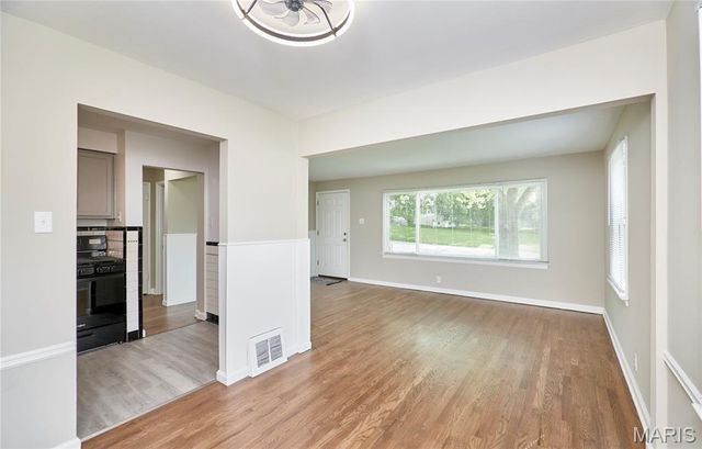 10147 Jepson Drive, St Louis, MO 63137