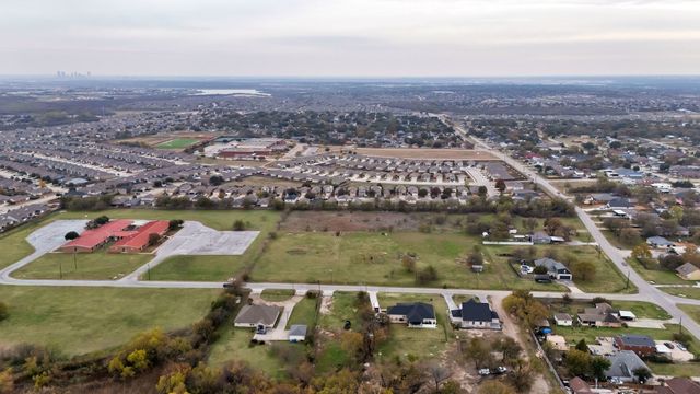 5912 Hereford Drive, Fort Worth, TX 76179