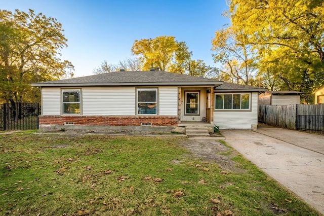 1315 Whitley Drive, Dallas, TX 75217