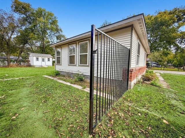 1315 Whitley Drive, Dallas, TX 75217