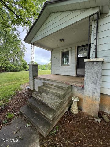1007 Embreville Road, Johnson City, TN 37604