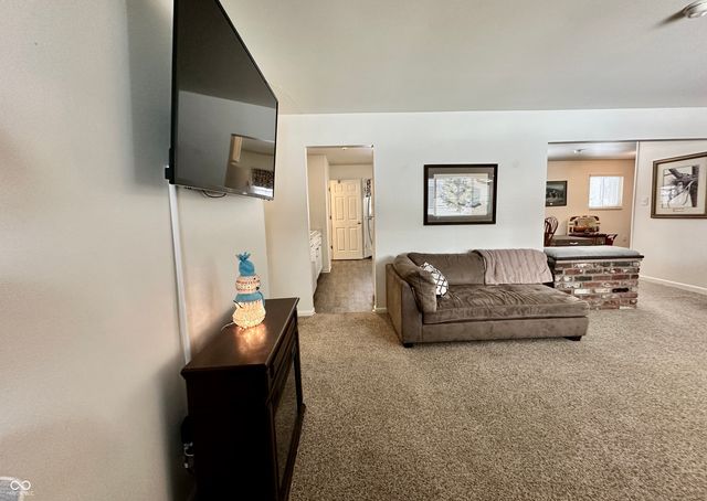 306 Ada Lane, Beech Grove, IN 46107