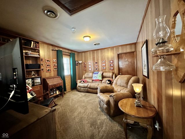 306 Ada Lane, Beech Grove, IN 46107