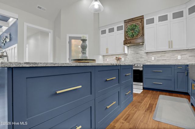 218 Long Leaf Drive, Hampstead, NC 28443