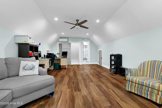 218 Long Leaf Drive, Hampstead, NC 28443