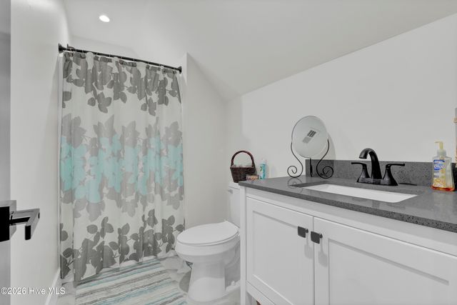 218 Long Leaf Drive, Hampstead, NC 28443