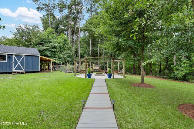 218 Long Leaf Drive, Hampstead, NC 28443