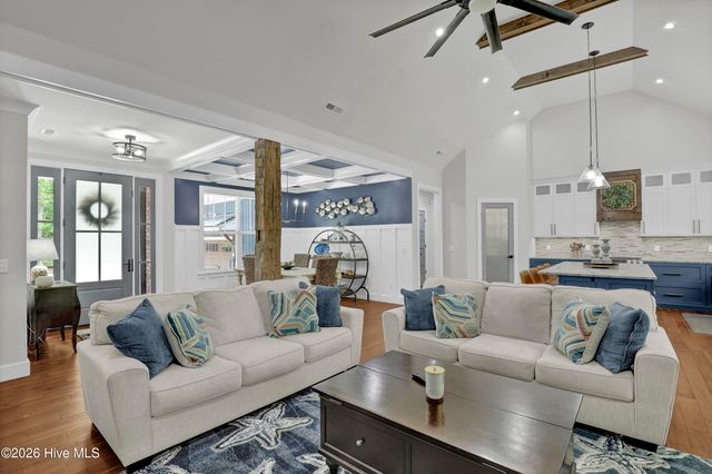 218 Long Leaf Drive, Hampstead, NC 28443