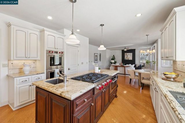 2763 Falcon View Ct, Alamo, CA 94507