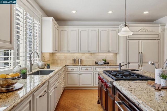 2763 Falcon View Ct, Alamo, CA 94507