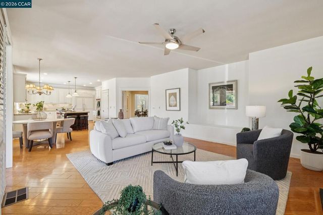 2763 Falcon View Ct, Alamo, CA 94507