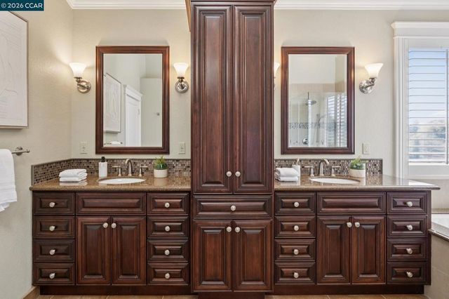 2763 Falcon View Ct, Alamo, CA 94507