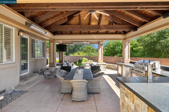 2763 Falcon View Ct, Alamo, CA 94507
