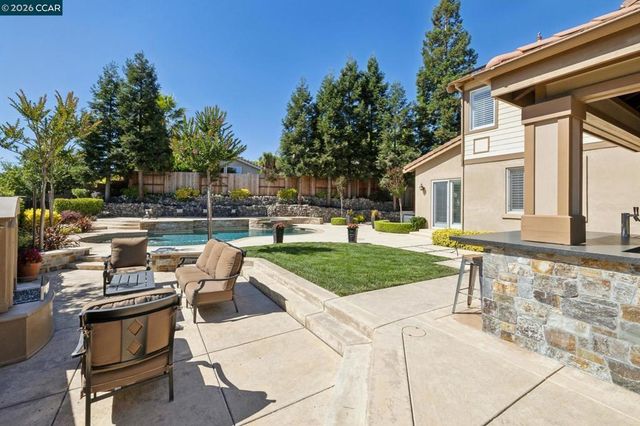 2763 Falcon View Ct, Alamo, CA 94507