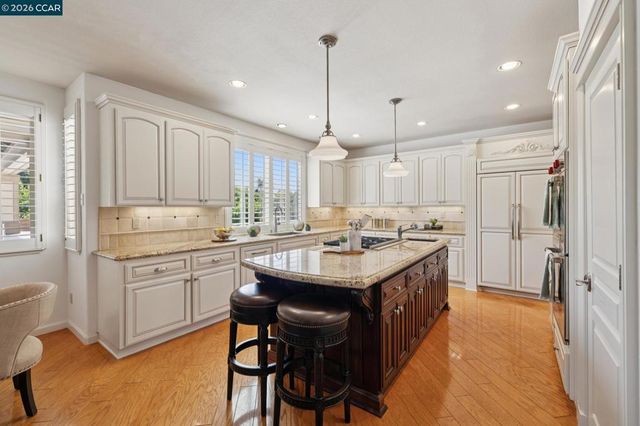 2763 Falcon View Ct, Alamo, CA 94507
