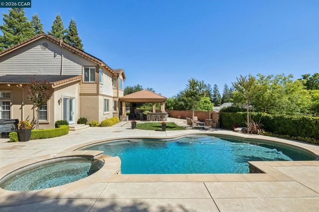 2763 Falcon View Ct, Alamo, CA 94507