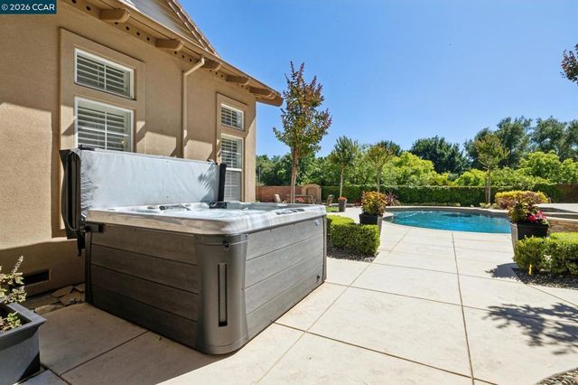 2763 Falcon View Ct, Alamo, CA 94507