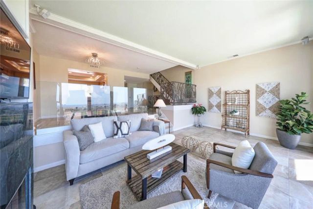 14 Swift Court 204, Newport Beach, CA 92663