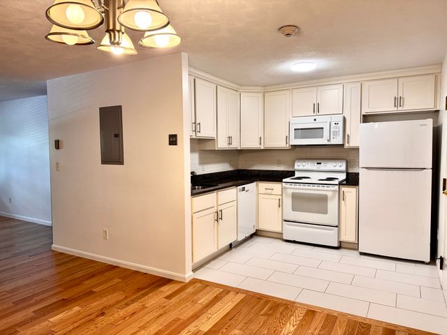 395 Revere Beach Pkwy 2C, Revere, MA 02151