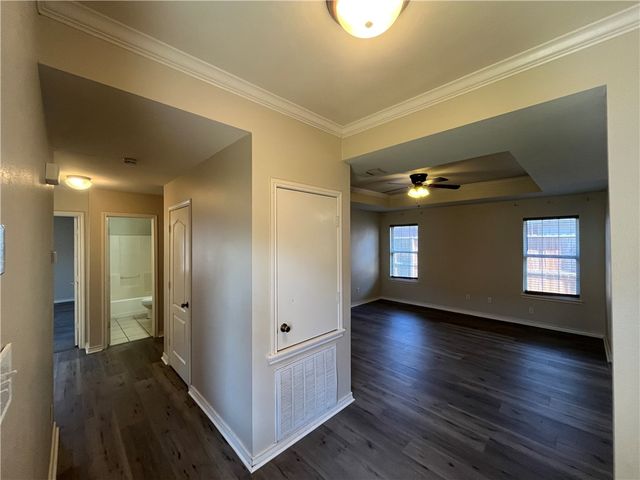 1838 El Monte St, Corpus Christi, TX 78417