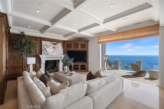 145 Emerald Bay, Laguna Beach, CA 92651