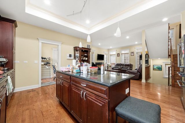 7745 KENTON Avenue, Skokie, IL 60076