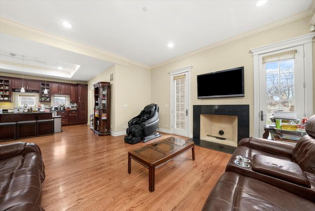 7745 KENTON Avenue, Skokie, IL 60076