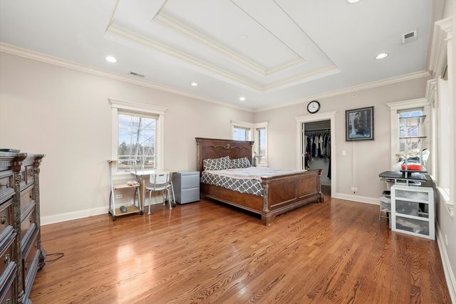 7745 KENTON Avenue, Skokie, IL 60076