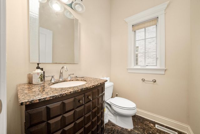 7745 KENTON Avenue, Skokie, IL 60076