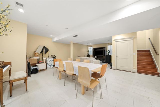 7745 KENTON Avenue, Skokie, IL 60076