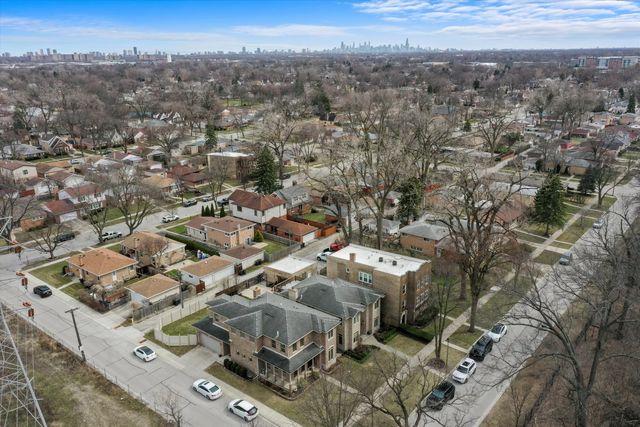 7745 KENTON Avenue, Skokie, IL 60076