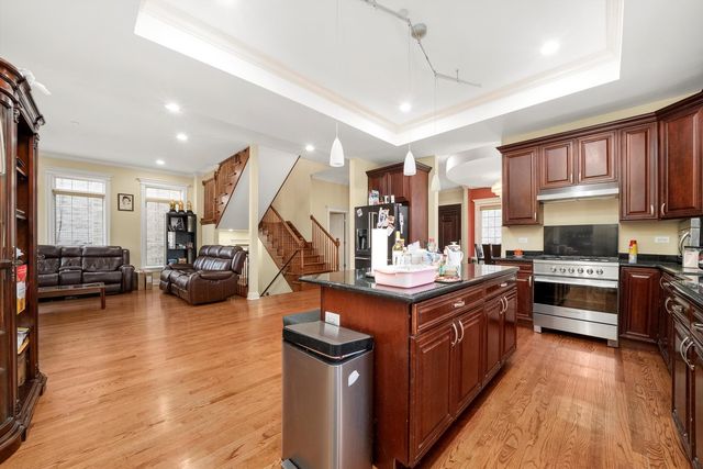 7745 KENTON Avenue, Skokie, IL 60076