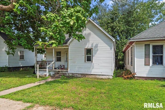 1715 CLAY Street, Springfield, IL 62703