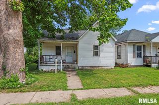 1715 CLAY Street, Springfield, IL 62703