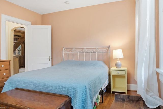 1221 Azalea CT, Norfolk, VA 23507