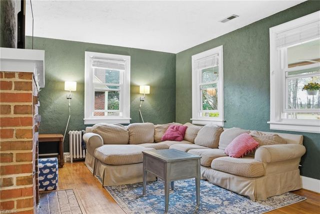 1221 Azalea CT, Norfolk, VA 23507