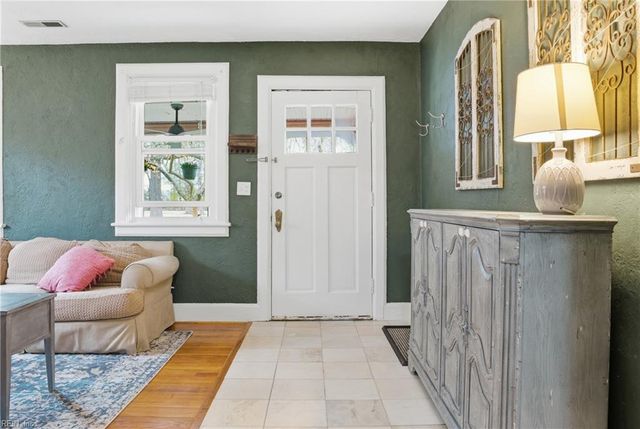 1221 Azalea CT, Norfolk, VA 23507