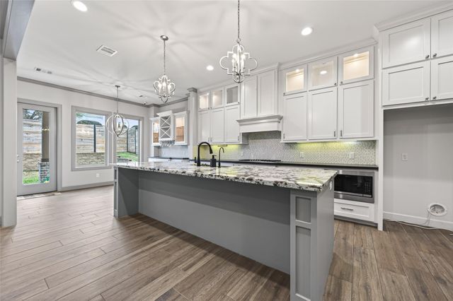 12379 Pebble View Drive, Conroe, TX 77304