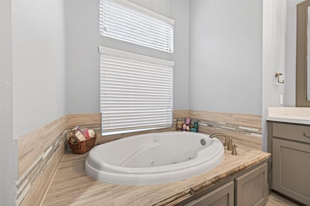 12379 Pebble View Drive, Conroe, TX 77304