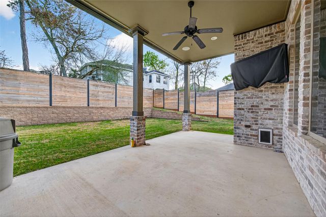 12379 Pebble View Drive, Conroe, TX 77304