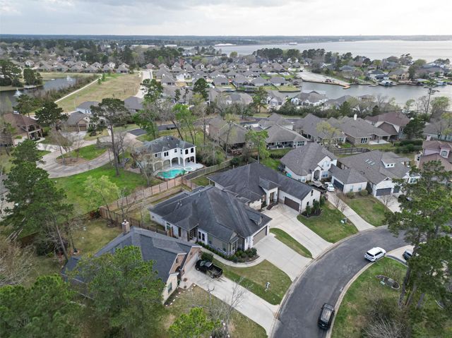 12379 Pebble View Drive, Conroe, TX 77304