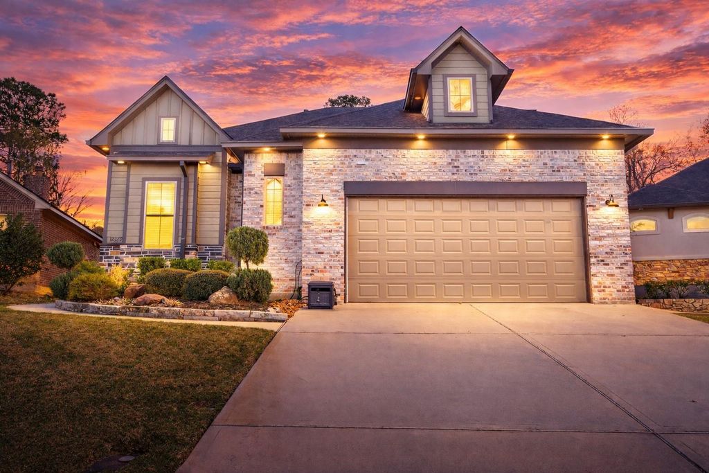 12379 Pebble View Drive, Conroe, TX 77304