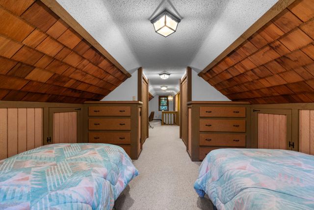 15 Belvidere Street W, Saint Paul, MN 55107