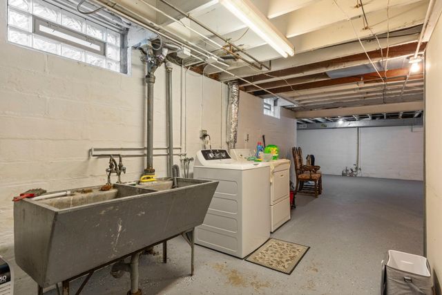 15 Belvidere Street W, Saint Paul, MN 55107