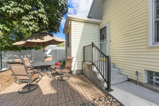 15 Belvidere Street W, Saint Paul, MN 55107