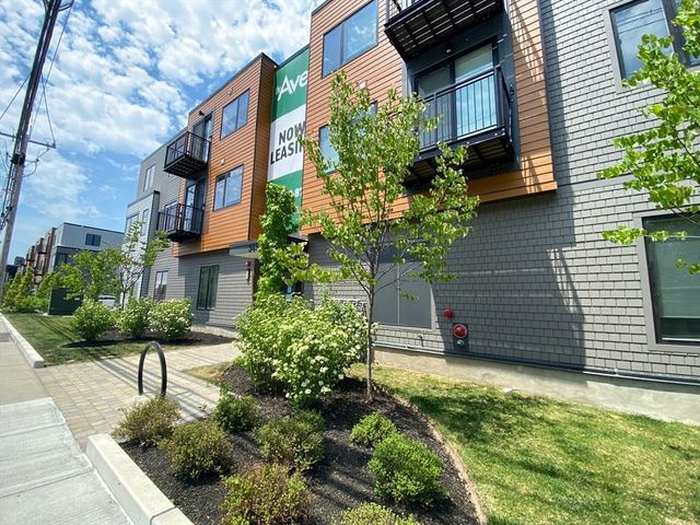 345 Pleasant St 1, Watertown, MA 02472