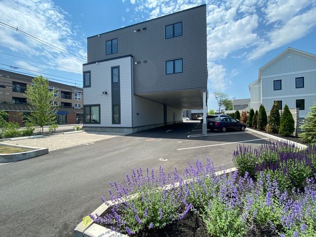 345 Pleasant St 1, Watertown, MA 02472